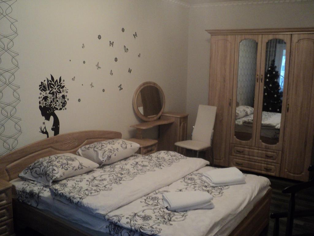 Apartment On Novaya Street 5 บิลา แซร์กวา ภายนอก รูปภาพ